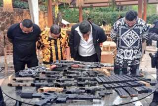 La Policía Nacional decomisó 40 armas de fuego en la 'narcofiesta' realizada en la Vía a la Costa. 